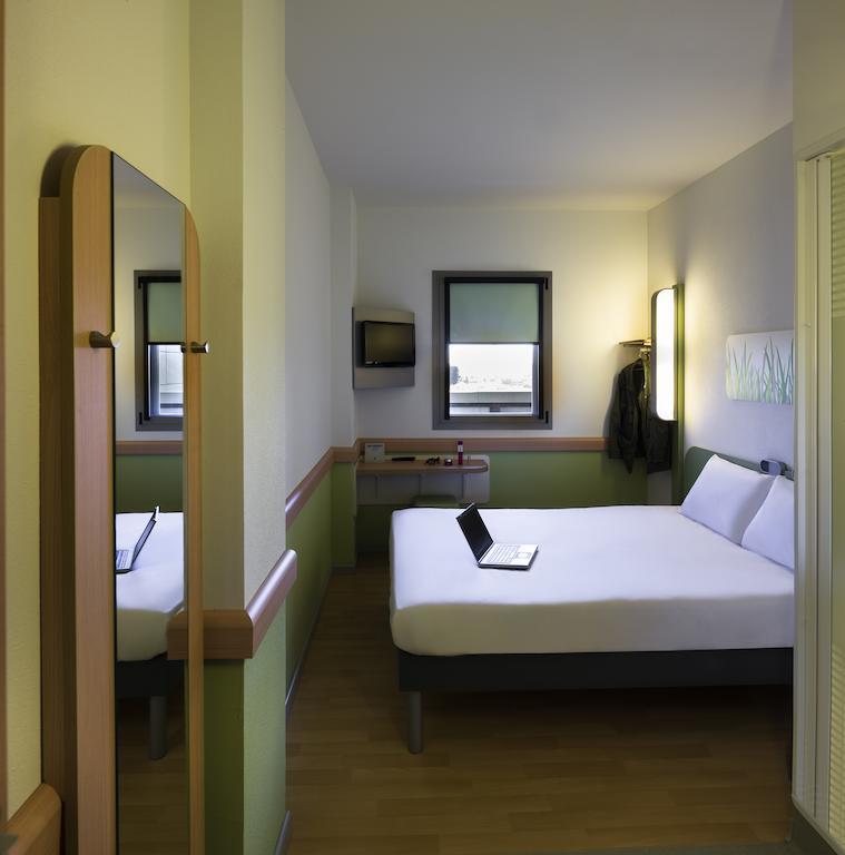 Ibis Budget Madrid Centro Las Ventas Ruang foto